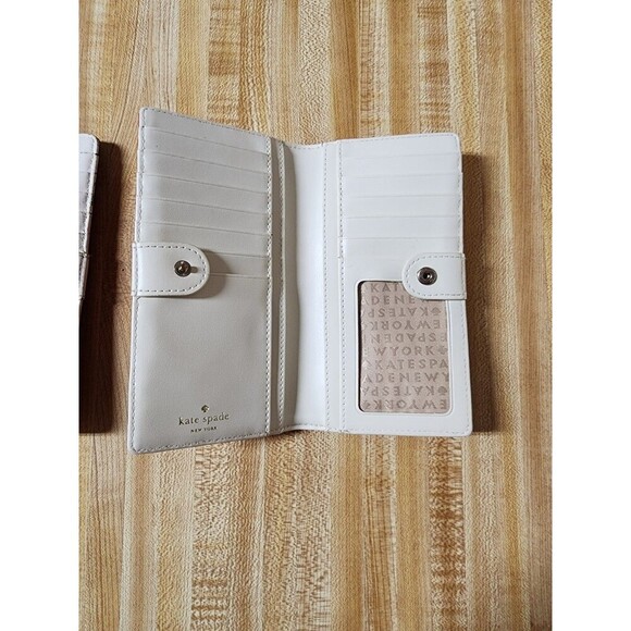 Kate Spade Wallets - Picture 12 of 12